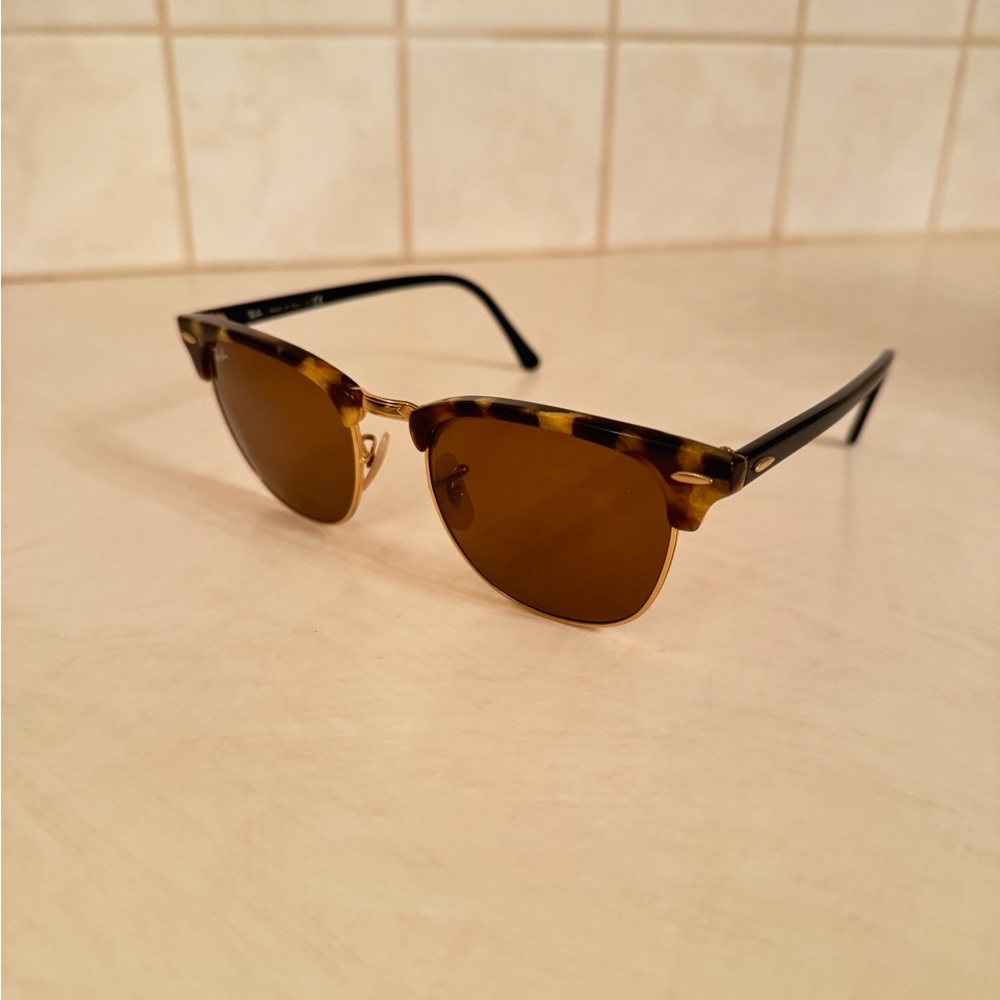 Ray-Ban Tortoise Shell Sunglasses with Brown Lenses